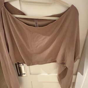 Beyond Yoga Tan Apparel size large pullover camel boatneck cropped